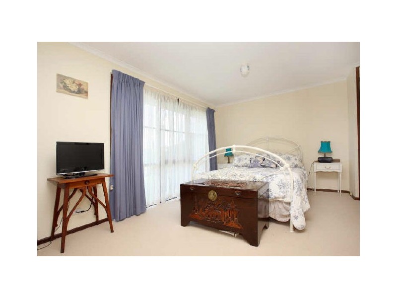 14 Adamson Crescent, Wanniassa ACT 2903