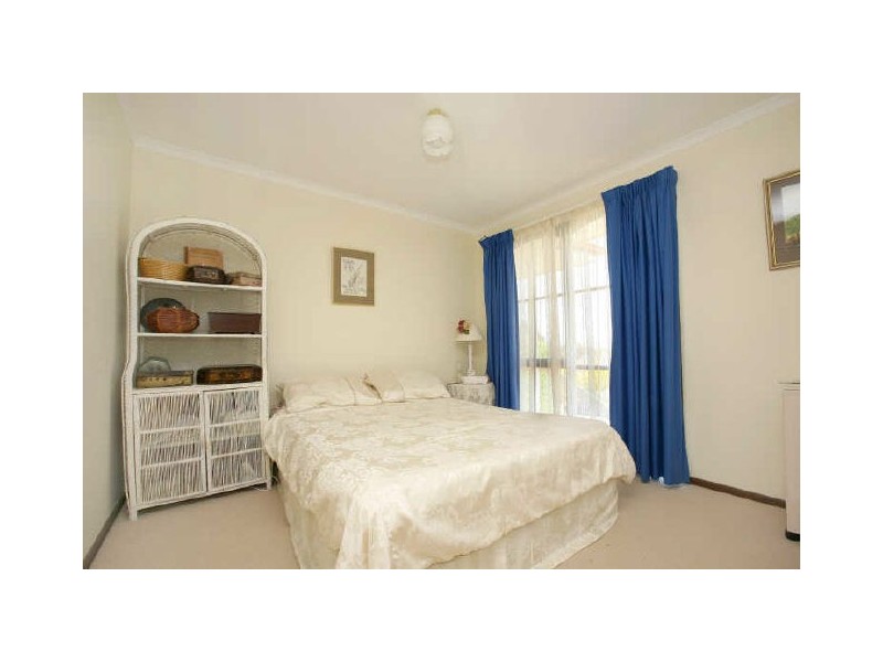 14 Adamson Crescent, Wanniassa ACT 2903