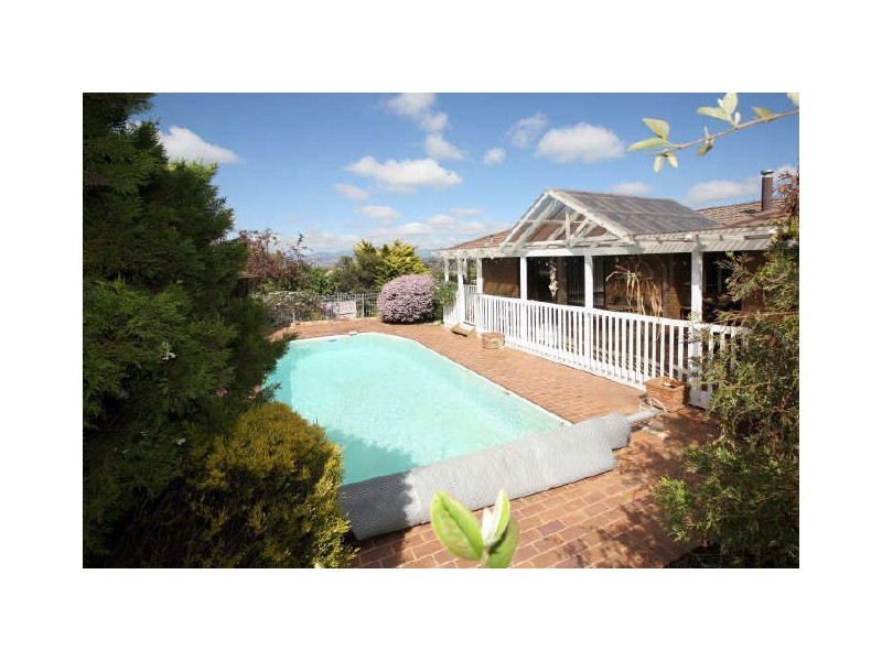 14 Adamson Crescent, Wanniassa ACT 2903