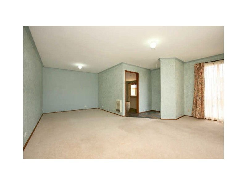 27 Ern Florence Crescent, Theodore ACT 2905