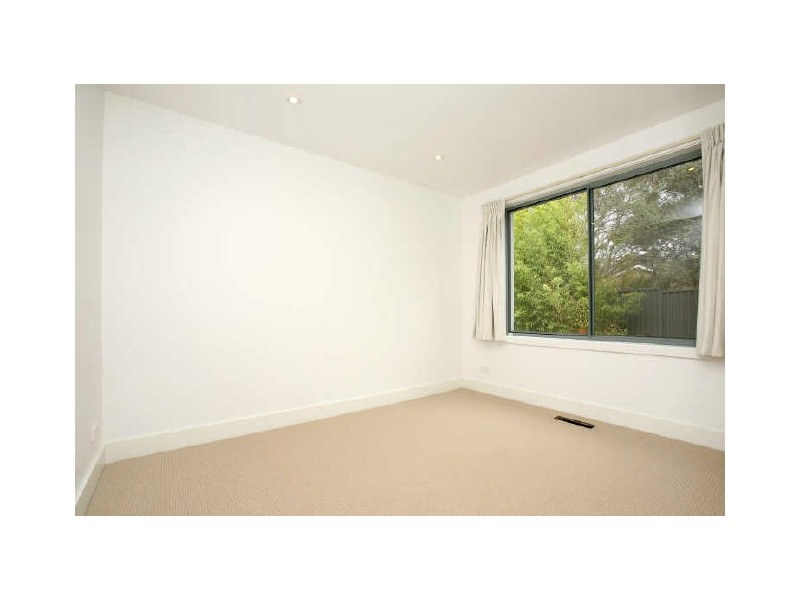 2 Prendergast Street, Curtin ACT 2605