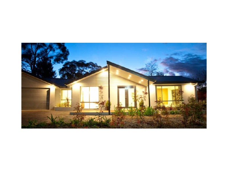 2 Prendergast Street, Curtin ACT 2605