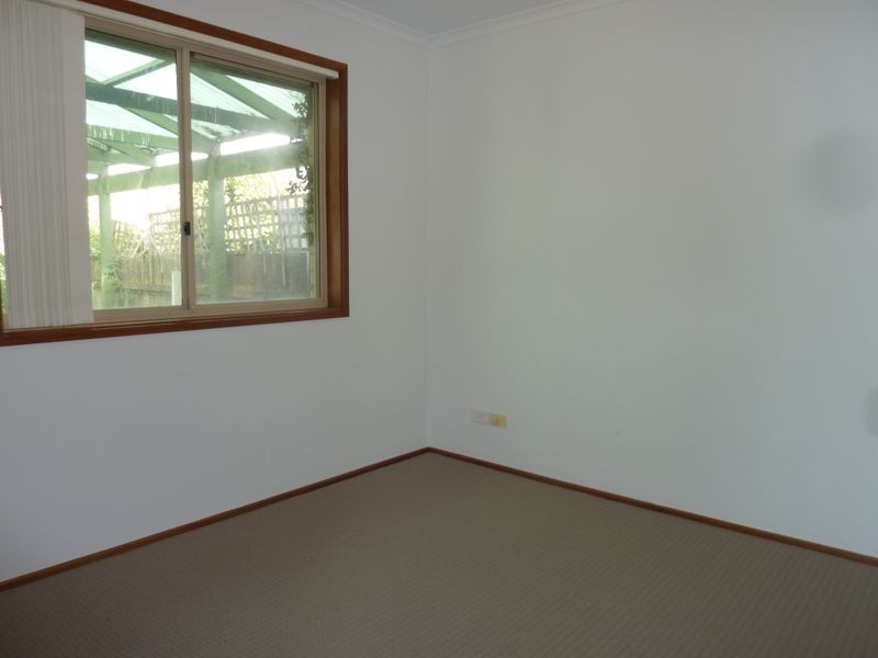 15 Chalker Circuit, Banks ACT 2906