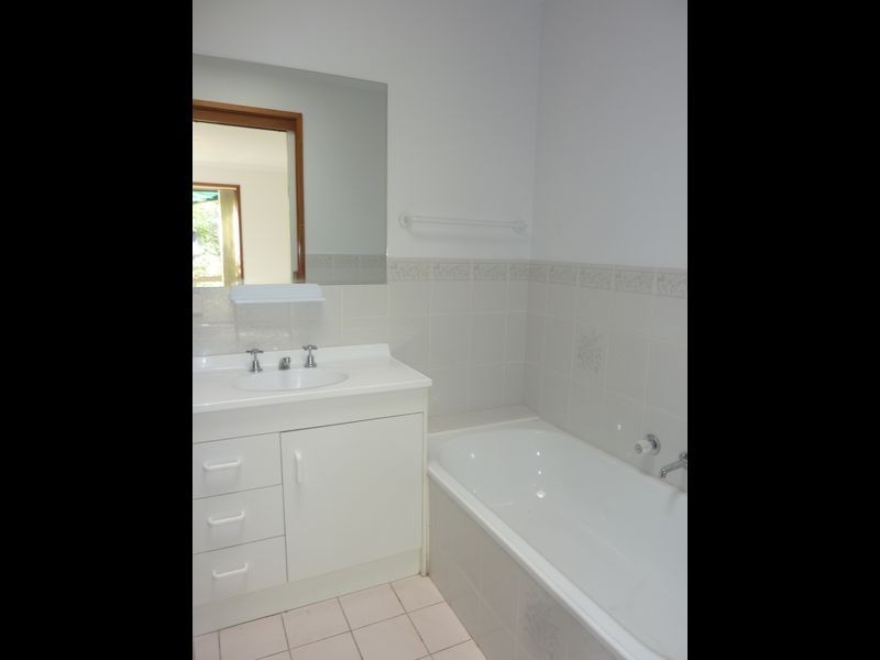15 Chalker Circuit, Banks ACT 2906