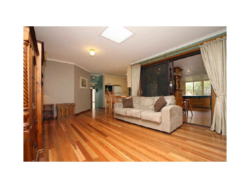 34 Parfitt Crescent, Calwell ACT 2905