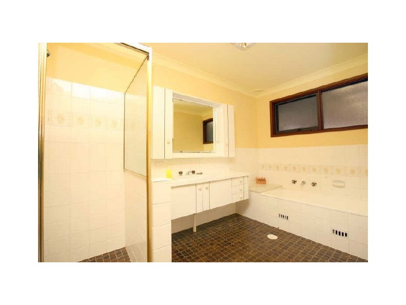 39 Crozier Circuit, Kambah ACT 2902