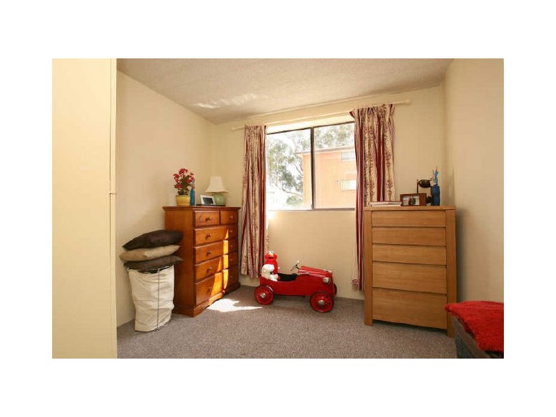 3/5 Crest Road, Queanbeyan NSW 2620