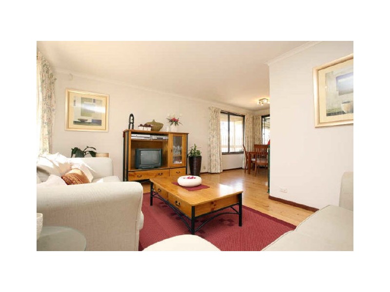 7 Coningham Street, Gowrie ACT 2904