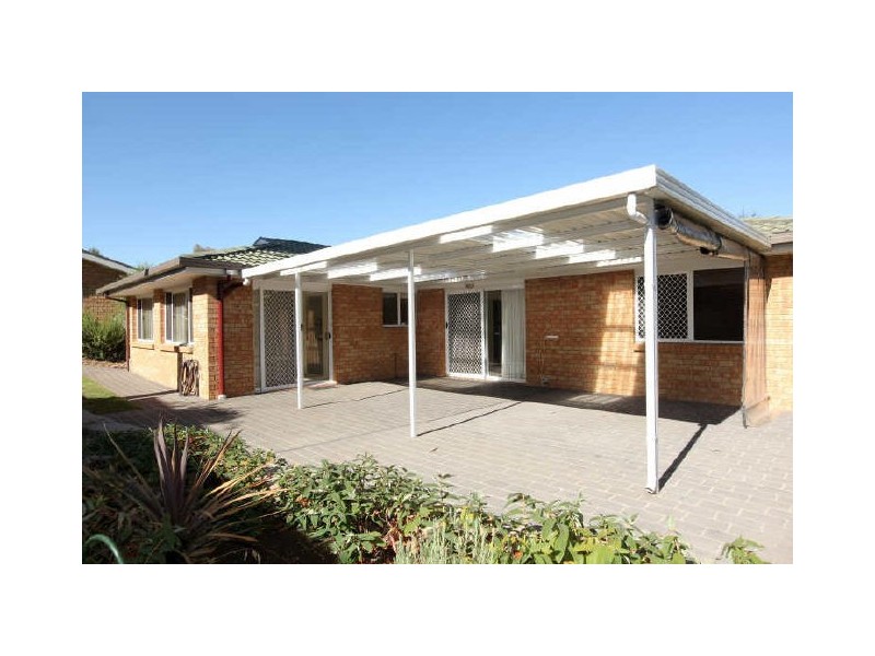 5 Halloran Drive, Jerrabomberra NSW 2619