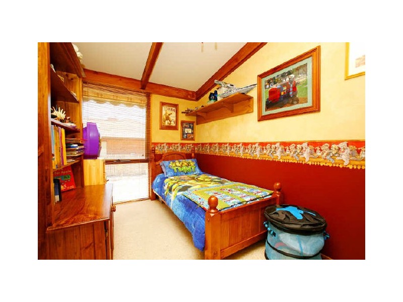 14 Troughton Street, Banks ACT 2906