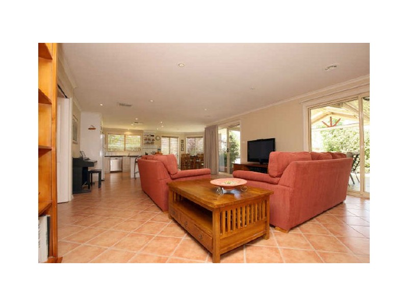4 Birchall Street, Gordon ACT 2906