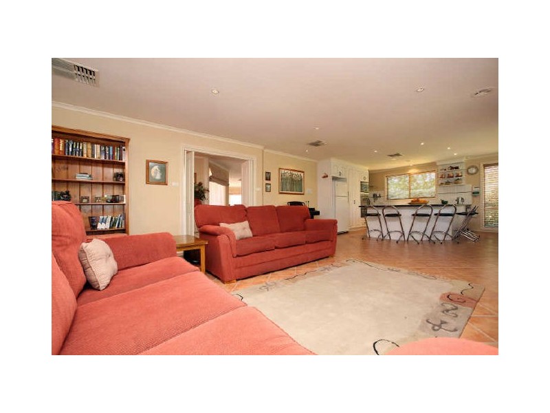 4 Birchall Street, Gordon ACT 2906