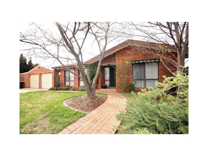 27 Abrahams Crescent, Conder ACT 2906