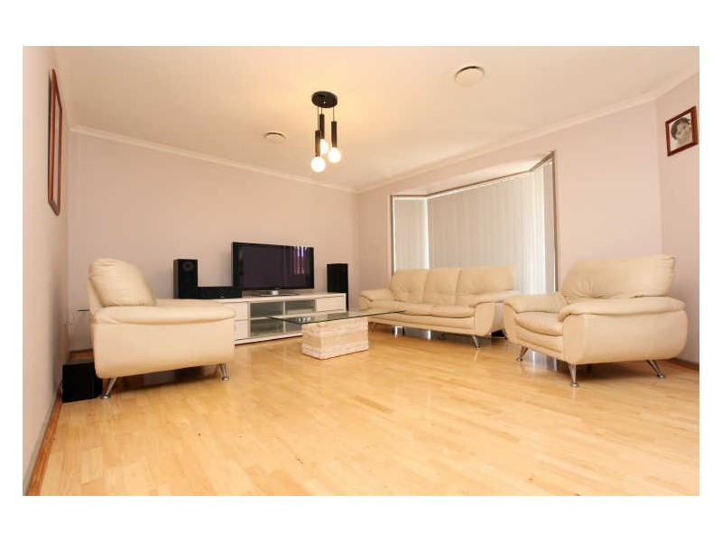 28 Charleston Street, Monash ACT 2904