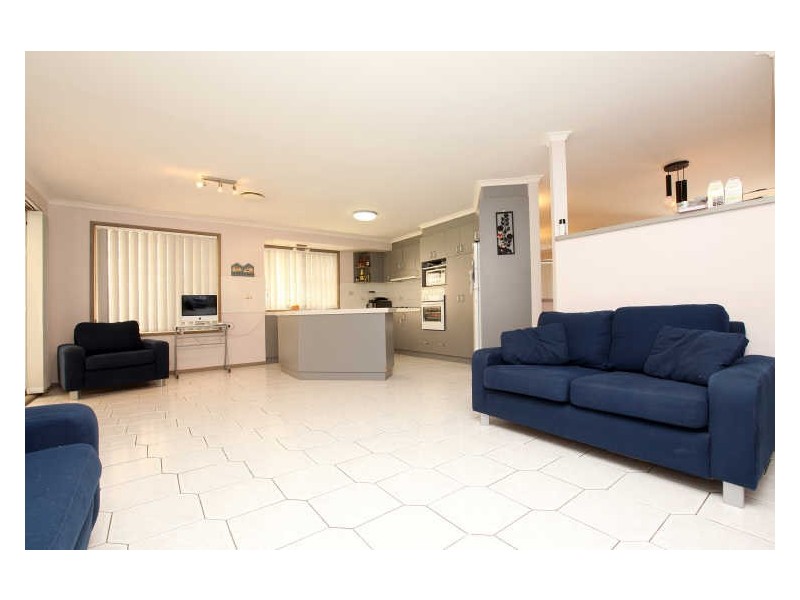 28 Charleston Street, Monash ACT 2904