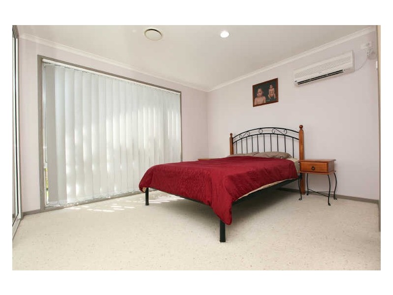 28 Charleston Street, Monash ACT 2904