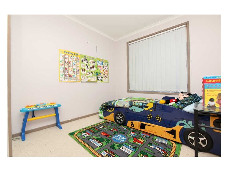 28 Charleston Street, Monash ACT 2904