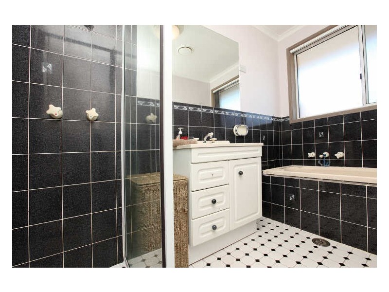 28 Charleston Street, Monash ACT 2904