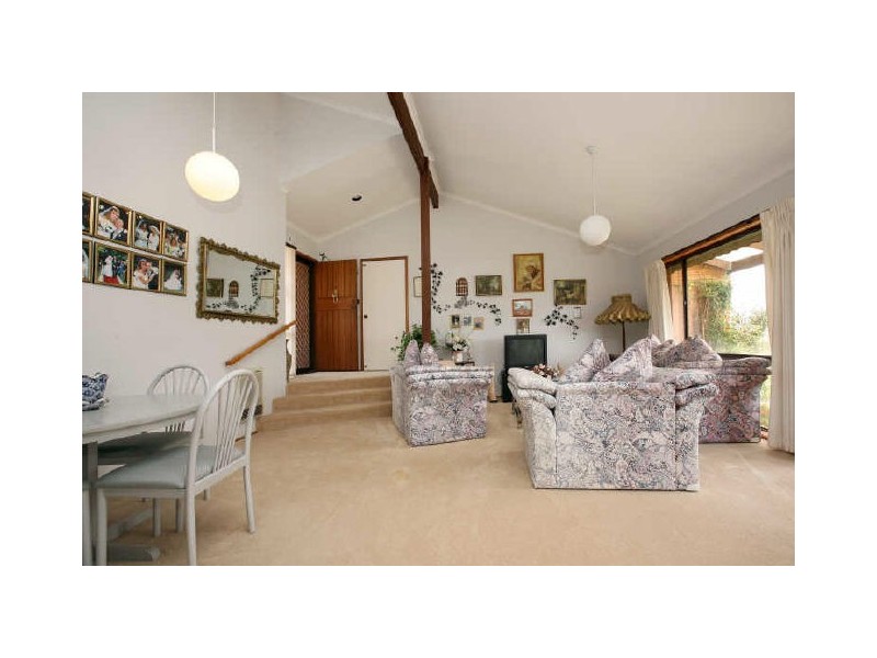 2/57 Newman Morris Circuit, Oxley ACT 2903