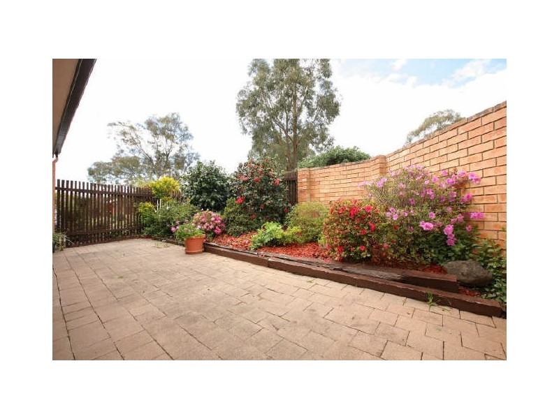 2/57 Newman Morris Circuit, Oxley ACT 2903