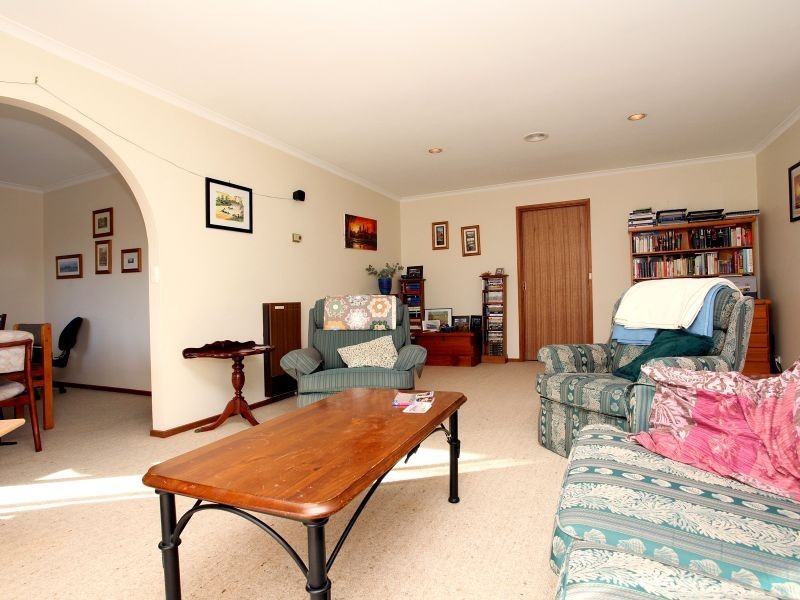 9 Easterbrook Place, Gowrie ACT 2904