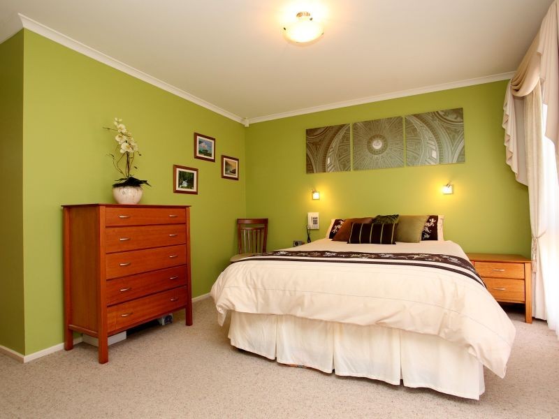 6 Fryar Place, Fadden ACT 2904