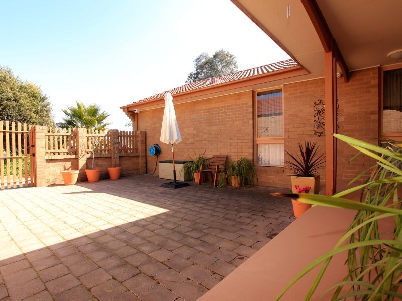 6 Fryar Place, Fadden ACT 2904