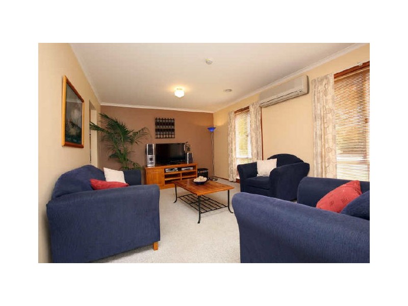 12 Revell Close, Gordon ACT 2906