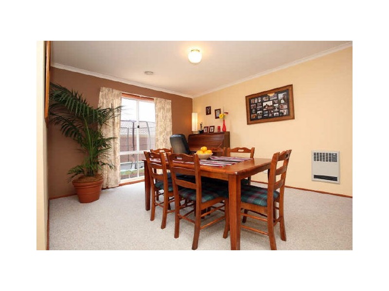 12 Revell Close, Gordon ACT 2906