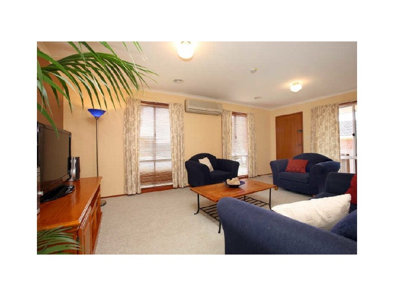 12 Revell Close, Gordon ACT 2906