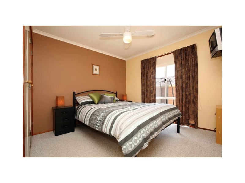 12 Revell Close, Gordon ACT 2906