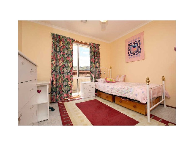 12 Revell Close, Gordon ACT 2906