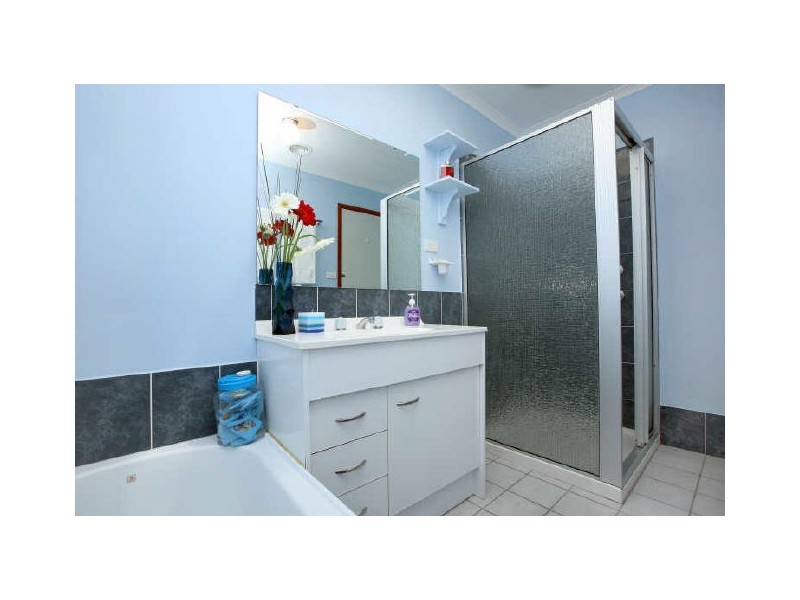 12 Revell Close, Gordon ACT 2906