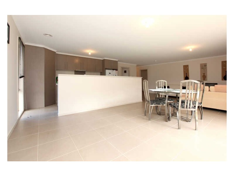 25 Wittunga Crescent, Banks ACT 2906