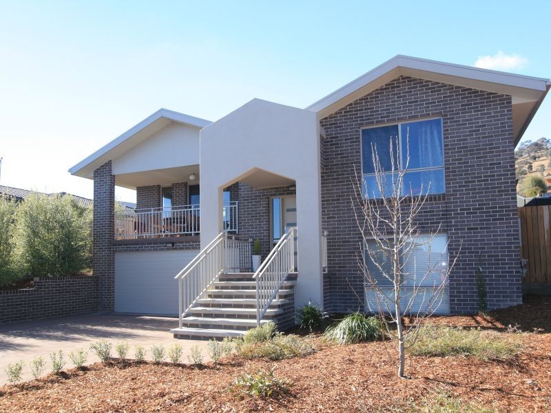 13 Booderee Place, Banks ACT 2906
