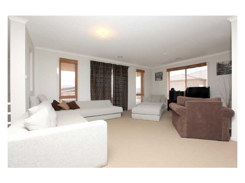 13 Booderee Place, Banks ACT 2906