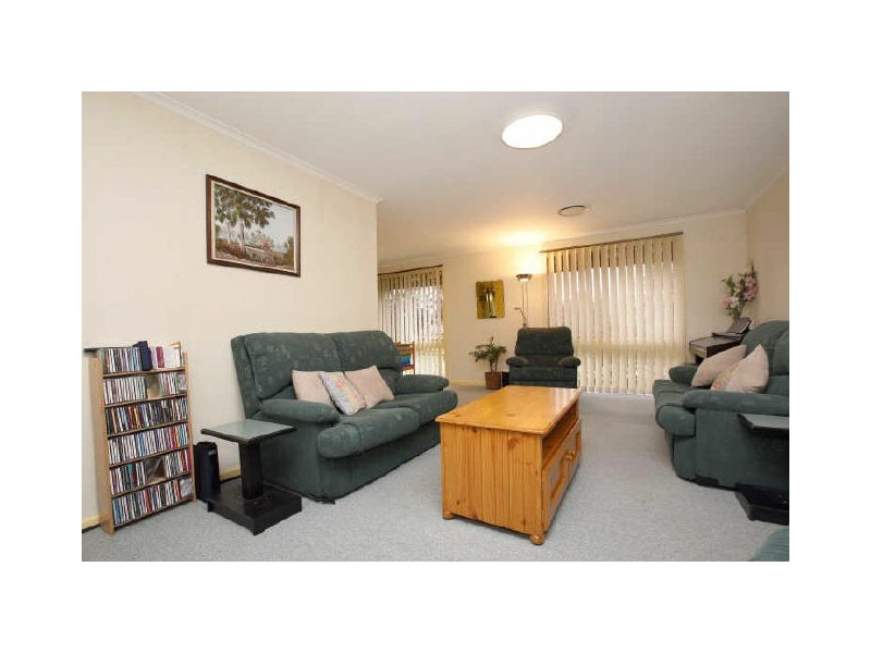 5 Boustead Circuit, Kambah ACT 2902