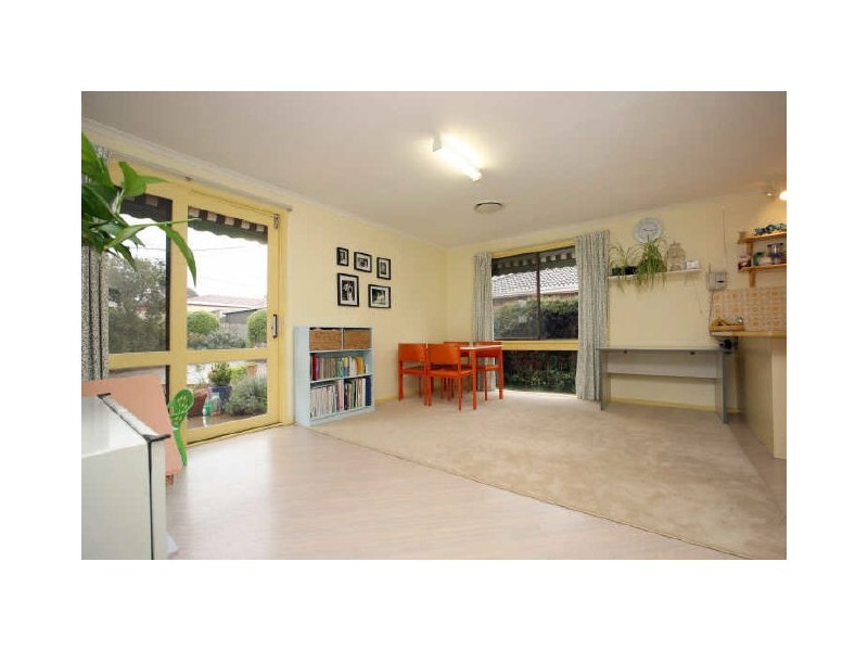 5 Boustead Circuit, Kambah ACT 2902