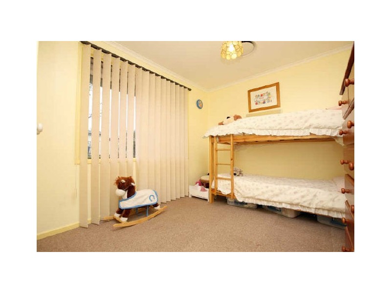 5 Boustead Circuit, Kambah ACT 2902