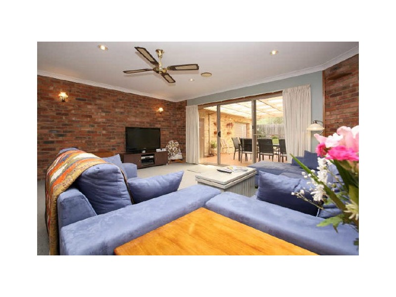 2 Firbank Close, Isabella Plains ACT 2905