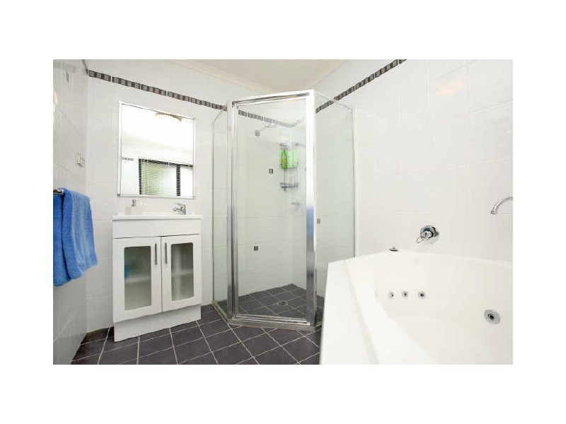 9 Aronson Crescent, Gilmore ACT 2905