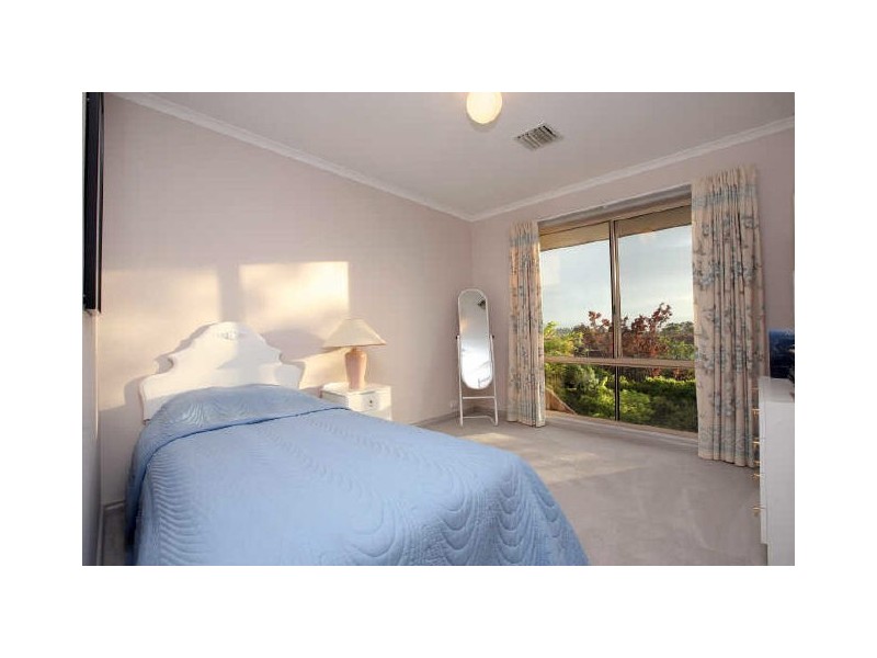 3 Hoy Place, Isaacs ACT 2607