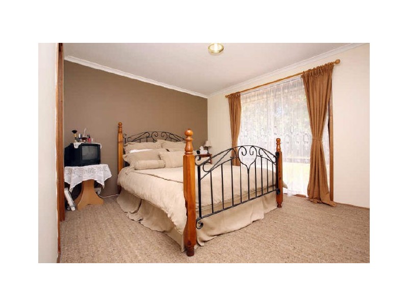 63 Vonwiller Crescent, Theodore ACT 2905