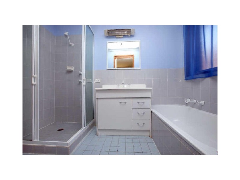 63 Vonwiller Crescent, Theodore ACT 2905