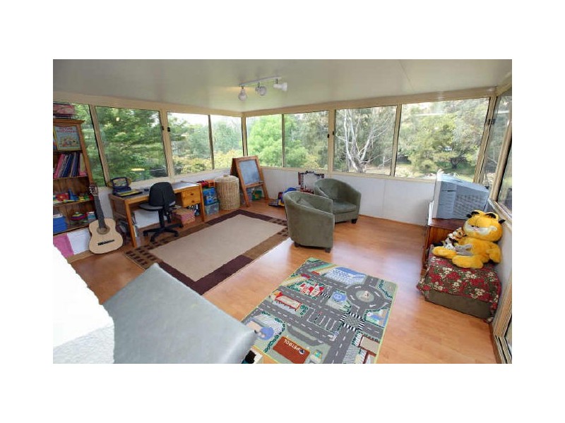 63 Vonwiller Crescent, Theodore ACT 2905