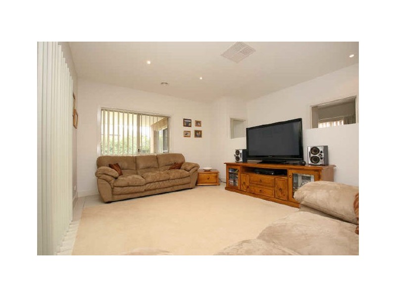 25 Howmans Street, Harrison ACT 2914