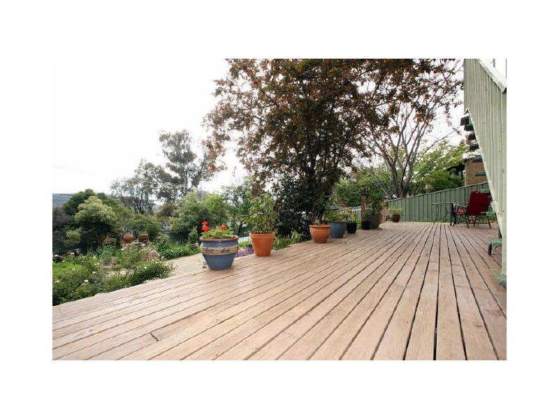 106 Learmonth Drive, Kambah ACT 2902