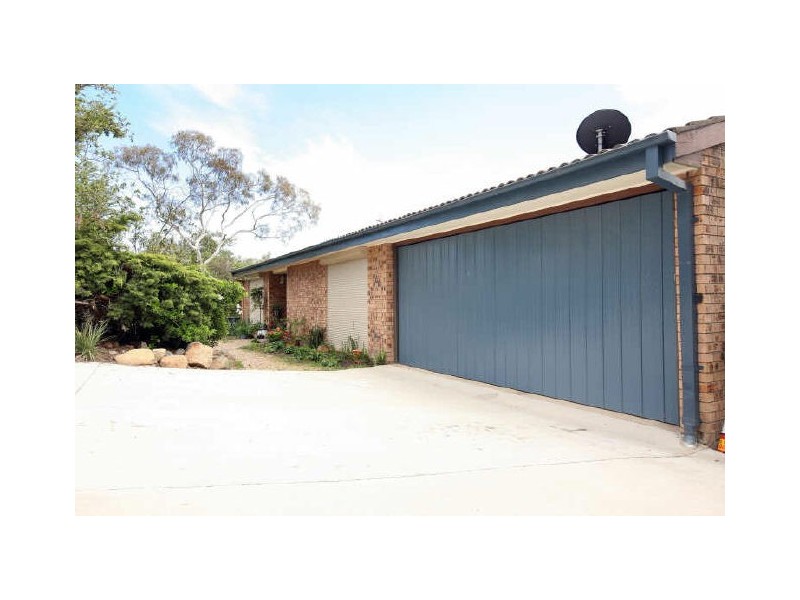 106 Learmonth Drive, Kambah ACT 2902