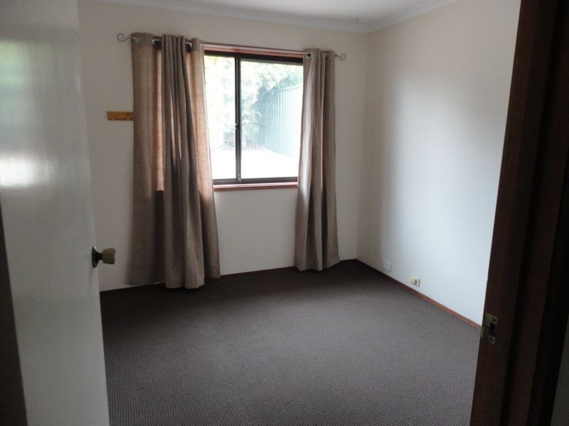 52 Groveland Crescent, Isabella Plains ACT 2905