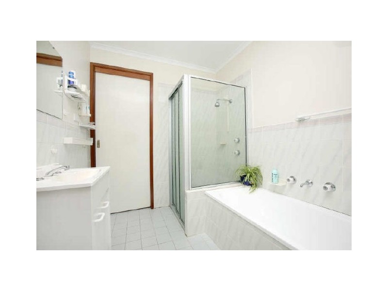 17/6 Beazley Crescent, Calwell ACT 2905